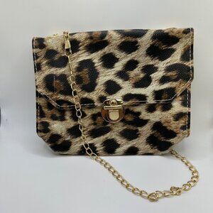 DG-2 Faux Leather Leopard Print Crossbody Purse